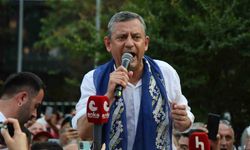 Özgür Özel'den yeni parti sinyali