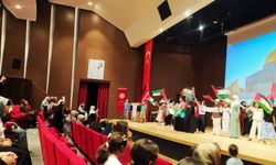 'Mescid-i Aksa ve Umut' tiyatrosu izleyiciyle buluştu