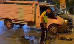 Yeşilyurt’ta Transit ile Otomobil Çarpıştı: 3 Yaralı