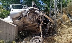 Otomobil Menfeze Çarptı: Sürücü Ağır Yaralı