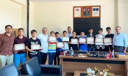 Hafızlık Sevinci: Öğrencilere Belgeleri Takdim Edildi