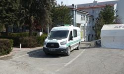 69 Yaşındaki Öğretmen Evinde Ölü Bulundu