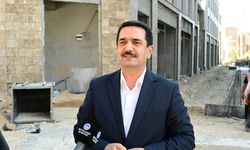 Şemsiye Sokak ve Yeni Cami Ay Sonuna Hazır