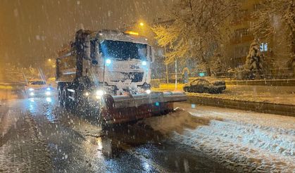 Malatya'ya Beklenen Kar Yağmaya Başladı