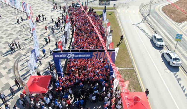 7 ülkeden sporcular Arslantepe'de yarıştı