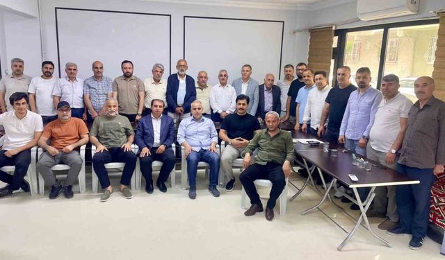 Alikanlılar Derneği'nde Abuzer Altun güven tazeledi