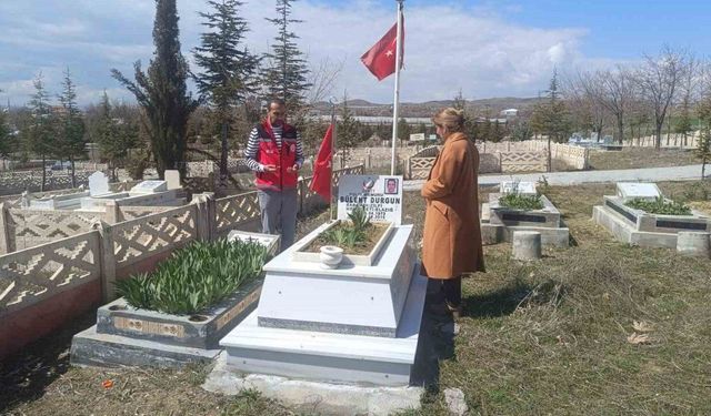 Elazığ'da şehit kabirleri ziyaret edildi