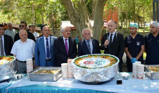 İnönü Üniversitesi'nde aşure etkinliği