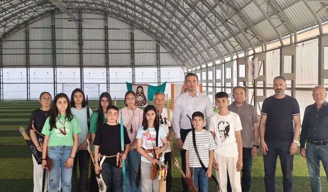 Kaymakam Yeşilyurt’tan Geleneksel Okçuluk Kursuna Ziyaret