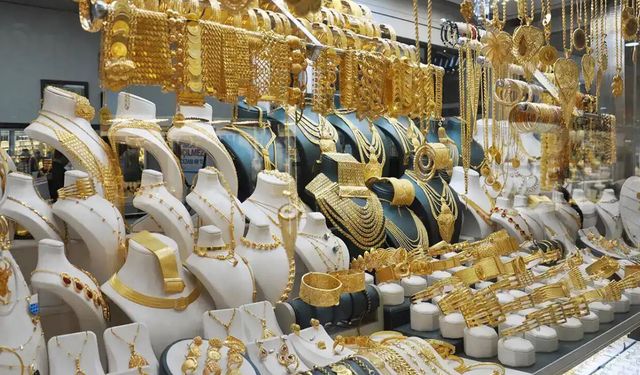 Küresel baskılar altını vurdu, piyasalar yeni güne yükselişle başladı
