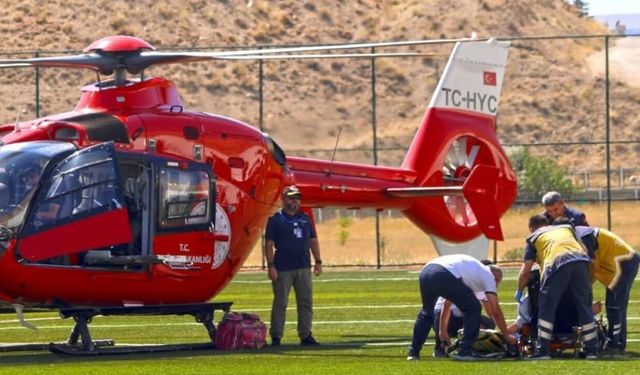 Ambulans helikopter 82 yaşındaki hasta için havalandı