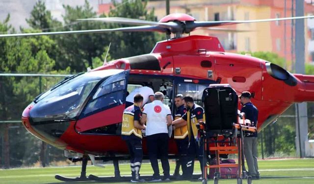 Ambulans helikopter 75 yaşındaki hasta için havalandı