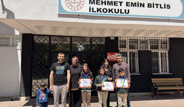 Malatyalı Minik Matematik Dahileri Singapur Yolcusu
