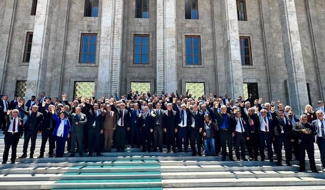 MHP Malatya Teşkilatı, Devlet Bahçeli’nin Grup Toplantısına Katıldı