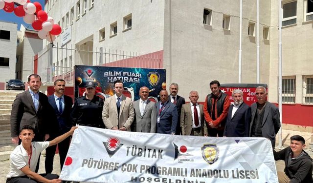 Pütürge’de Bilim Rüzgârı: Kaymakam Nas TÜBİTAK Fuarında Öğrencilerle Buluştu