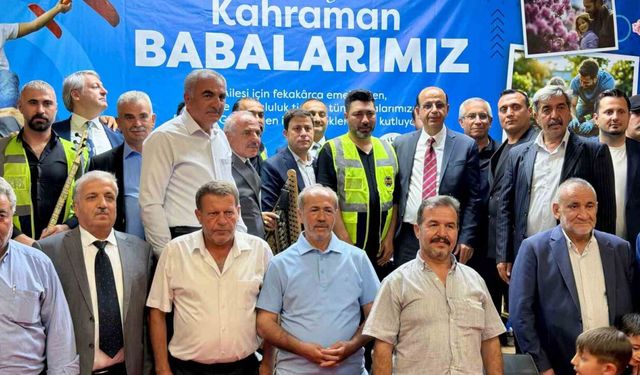 Yeşilyurt Belediyesinden mahalle muhtarlarına 'Babalar Günü' vefası