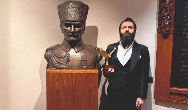 "Sağlık ve Başarı" Ödülü: Atatürk'e ithaf edildi