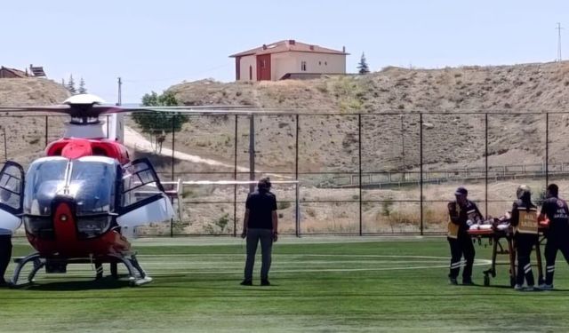 98 yaşındaki kadın hava ambulansıyla Malatya'ya sevk edildi