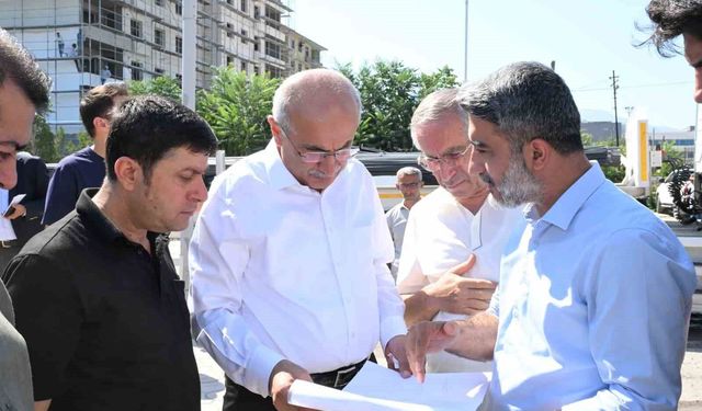 Başkan Er:' Şehrin altyapısını tamamen yeniliyoruz'