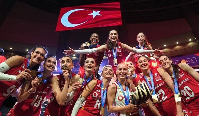 Başkan Sami Er'den Filenin Sultanları'na kutlama mesajı