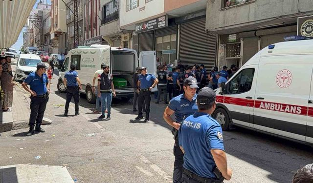 Cezaevinden izinli çıktı, eşini öldürdü
