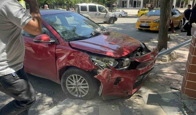 Elazığ'da trafik kazası: 6 yaralı