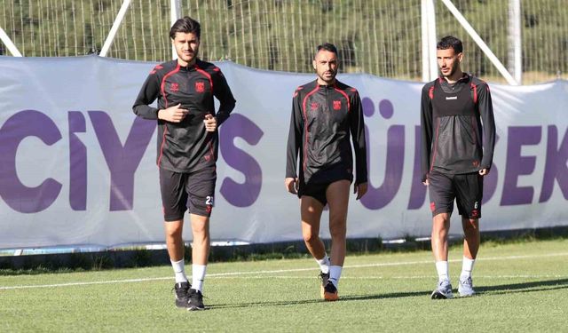 Sivasspor günü tek idmanla tamamladı
