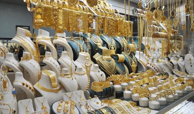 Altın Yükselişte: Güvenli Limana Talep Artıyor