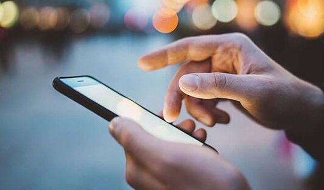 Çekya'da okullarda cep telefonu kullanımı yasaklanıyor