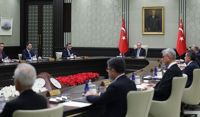 Kabine 'Terörsüz Türkiye' ve ekonomi gündemiyle toplanıyor