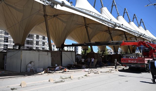 Sami Er: 'Malatya’da Konteynerler Kalkacak'
