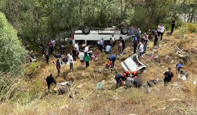 Sivas’ta Minibüs Faciası: 4 Ölü, 10 Yaralı