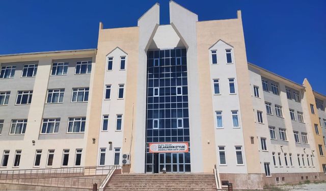 Selahaddin Eyyubi İmam Hatip Lisesi’nden YKS’de Büyük Başarı