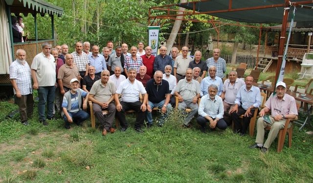 Yarım Asırlık Dostluk: Darende Lisesi Mezunları Yine Buluştu