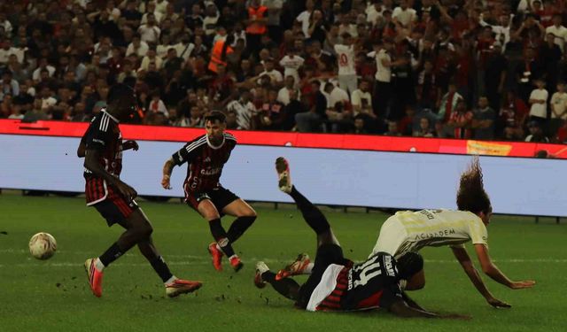 Direkler Engel Oldu, Puanlar Paylaşıldı