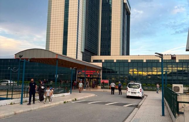 Hastane Çevresinde Dilencilere Operasyon: 3 Kişi Yakalandı