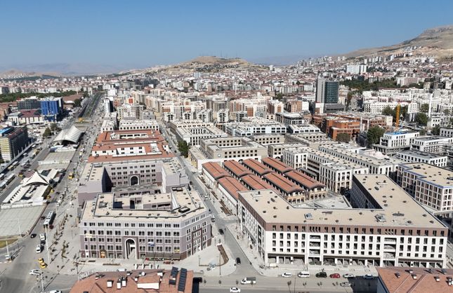İlk Ocak Yandı: Malatya’da Ticari Hayat Yeniden Başlıyor
