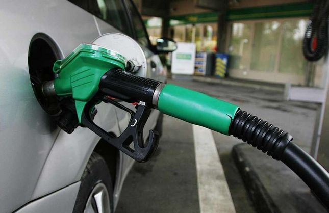 Benzine Gece Yarısı Zammı: 1,56 TL Artış Yolda