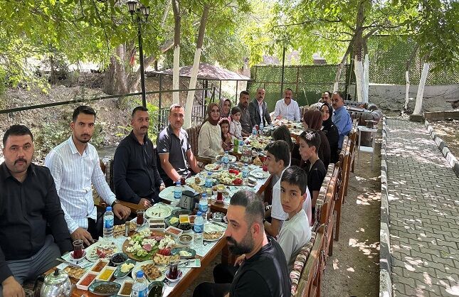 Malatya ve Elazığ Ülkü Ocakları Kahvaltıda Buluştu