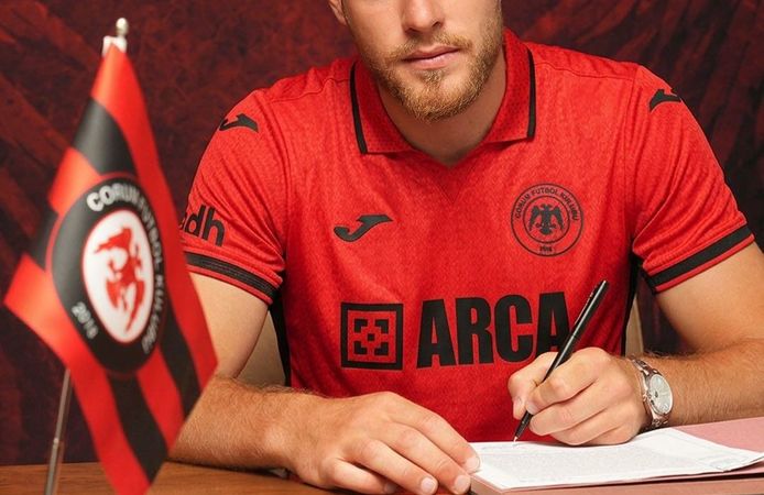 Çorum FK, Hrvoje Smolcic'i transfer etti