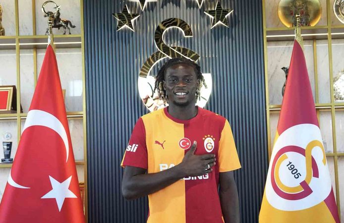Galatasaray, Lesley Ugochukwu'yu kadrosuna kattı
