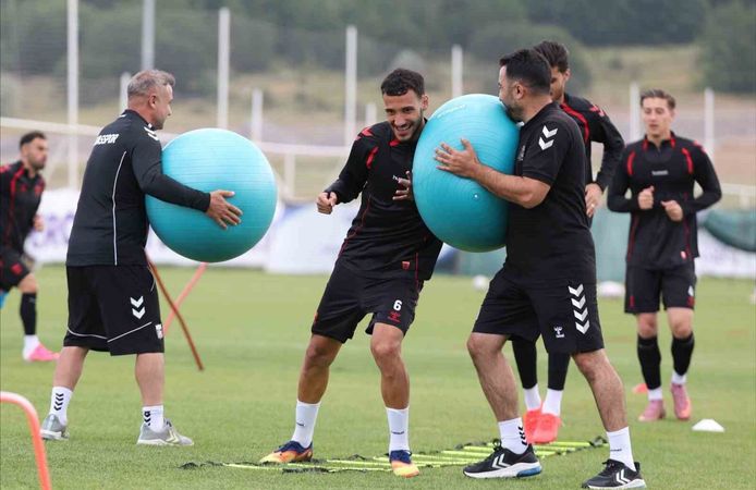 Sivasspor Erciyes’te Tempoyu Yükseltti