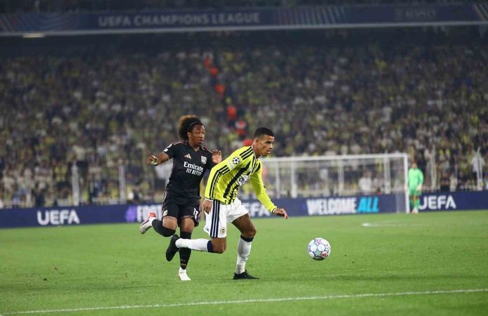 Kazanan Yok: Şampiyonlar Ligi Play-Off İlk Maç 1-1