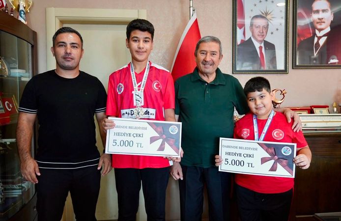 Darendeli Sporcular Madalyalarla Döndü,