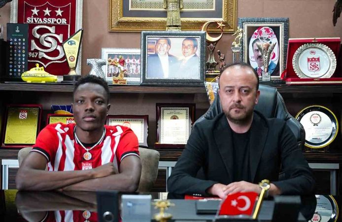 Sivasspor, Musah Mohammed'i kadrosuna kattı
