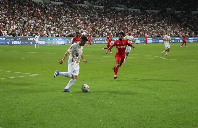 Amedspor’dan Tarihi Fark: Başakşehir’e 5 Gollük Şok!
