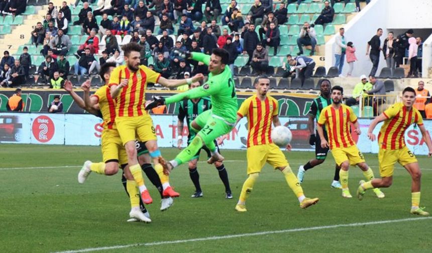 Denizlispor Yeni Malatyaspor Karşılaşmasından Kareler