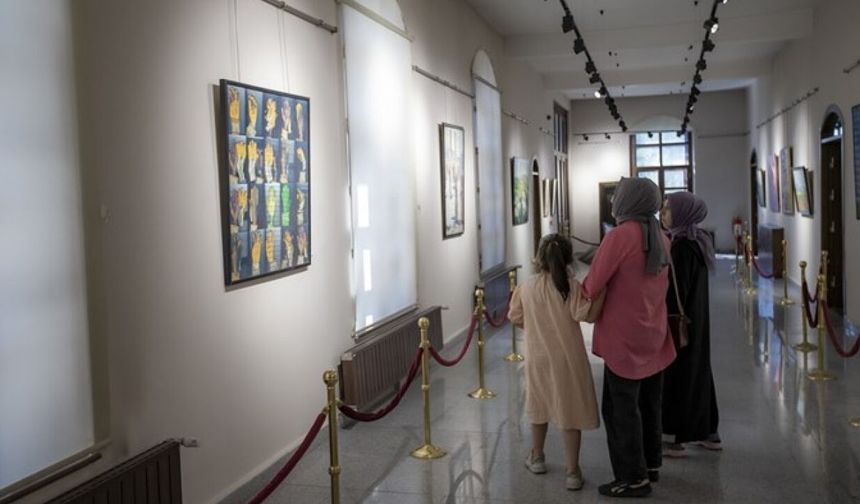 Erzurum Kongre Binası ziyaretçilerini "Milli Mücadele" dönemine götürüyor