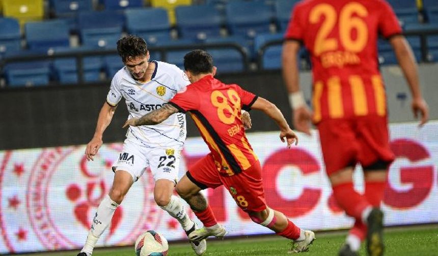 Yeni Malatyaspor-MKE Ankaragücü maçından Kareler