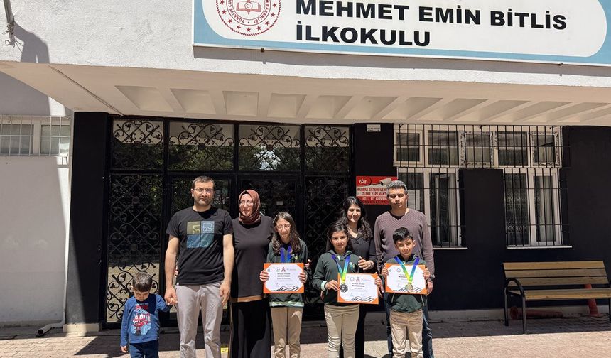 Malatyalı Minik Matematik Dahileri Singapur Yolcusu